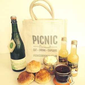Picnic Cornwall Cornish Hamper Falmouth 5
