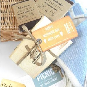 Mothers Day Chocolate Hamper - Picnic Cornwall