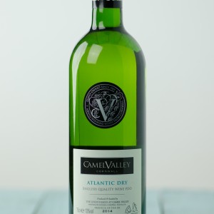 CamelValley_AtlanticDryWine_PicnicCornwall