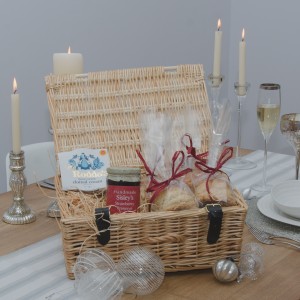 creamtea_PicnicCornwall.lifestyle